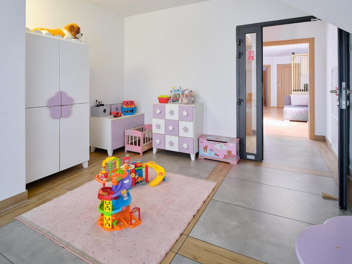Villa Leba Pokoje & Apartamenty Buitenkant foto