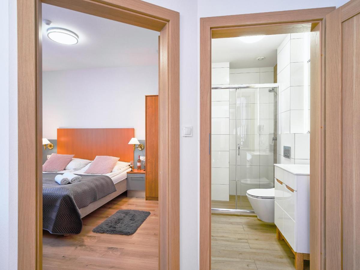 Villa Leba Pokoje & Apartamenty Buitenkant foto