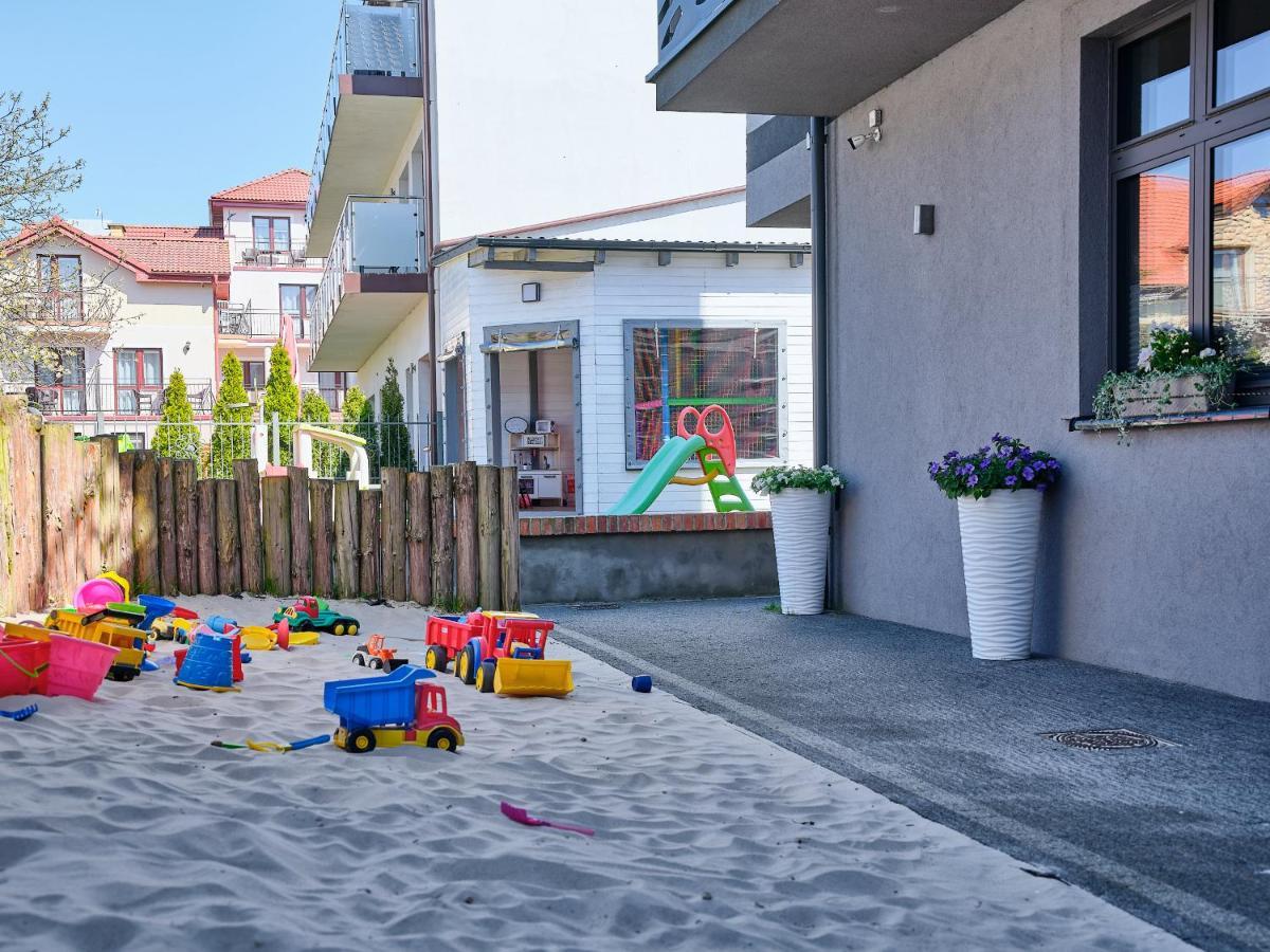 Villa Leba Pokoje & Apartamenty Buitenkant foto